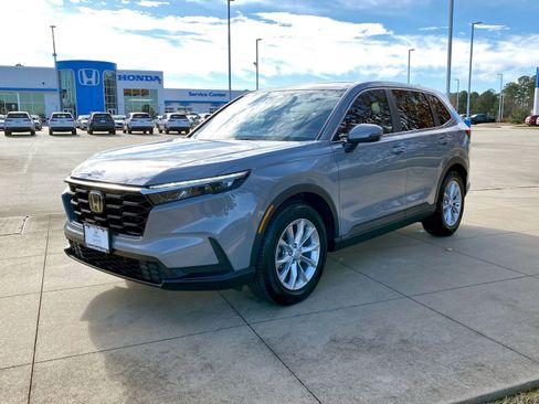 Used 2025 Honda CR-V EX image 3