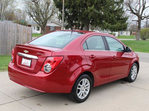 Used 2013 Chevrolet Sonic LT w/ Wheels and Fog Lamp Package image 10