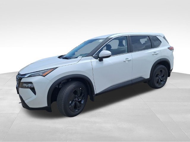 Certified 2026 Nissan Rogue SV w/ Cold Weather Package FWD image 4