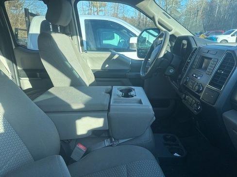 Used 2019 Ford F250 XLT w/ XLT Value Package image 6