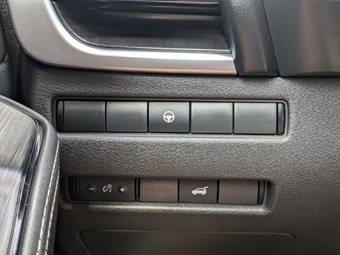 Used 2021 Nissan Rogue SL w/ Premium Package image 31