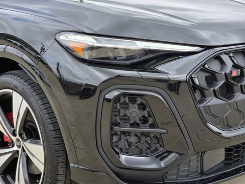 New 2025 Audi SQ5 Premium Plus image 12