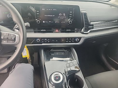 Certified 2023 Kia Sportage LX FWD image 23