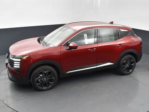 New 2025 Nissan Kicks SR image 47