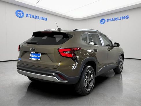 Certified 2024 Chevrolet Trax LT w/ Driver Confidence Package FWD image 16
