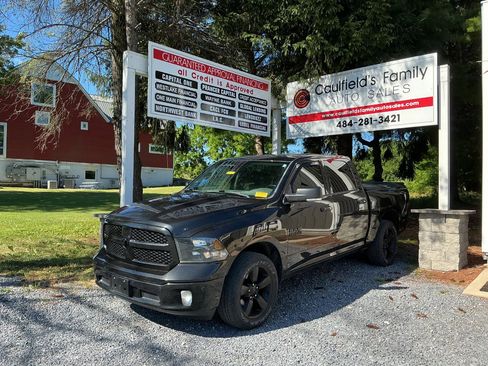 Used 2018 RAM 1500 Big Horn AWD/4WD image 1