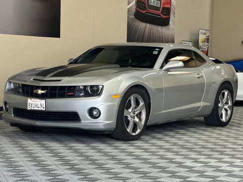 Used 2010 Chevrolet Camaro SS w/ RS Package RWD image 8