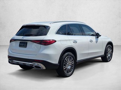 Certified 2026 Mercedes-Benz GLC 300 GLC 300 image 2