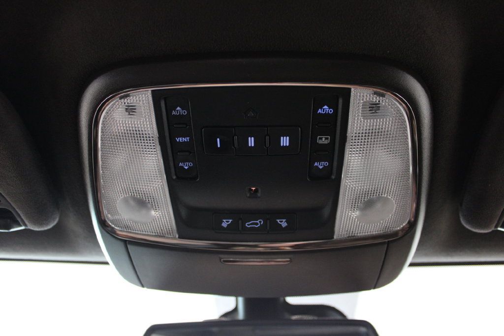 Used 2014 Jeep Grand Cherokee Summit AWD/4WD image 35
