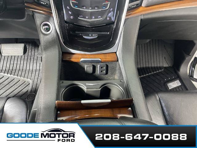 Used 2019 Cadillac Escalade Premium Luxury AWD/4WD image 17