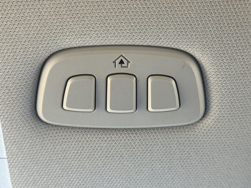 Used 2023 Ford Explorer Limited w/ Hybrid Equipment Group 310A image 24