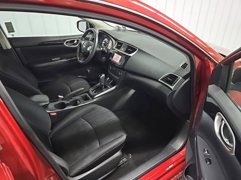 Used 2017 Nissan Sentra SV image 15
