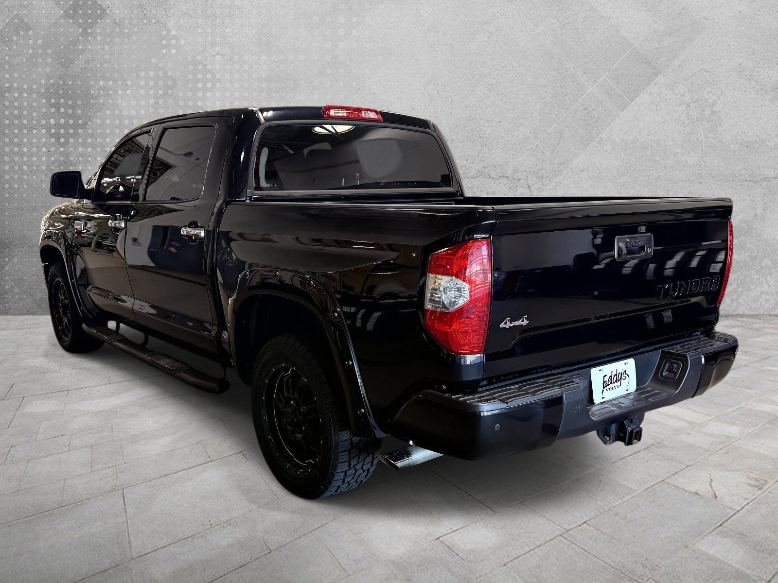 Used 2017 Toyota Tundra Platinum AWD/4WD image 4