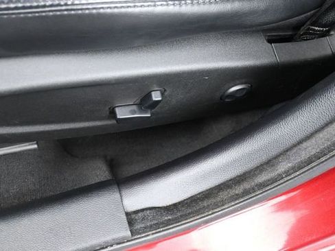 Used 2013 Chrysler 300 RWD image 11