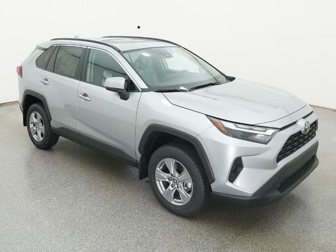 New 2025 Toyota RAV4 XLE image 29