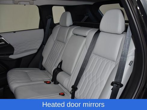 New 2025 Mitsubishi Outlander AWD image 27