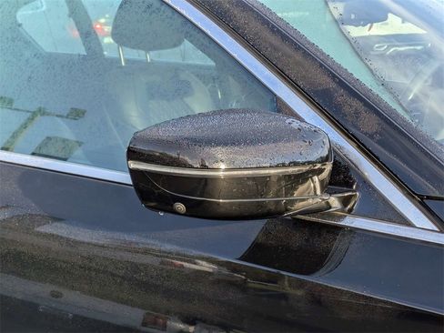 Used 2021 BMW 530i w/ M Sport Package image 12