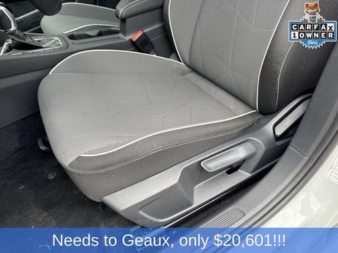 Used 2025 Volkswagen Jetta Sport FWD image 35