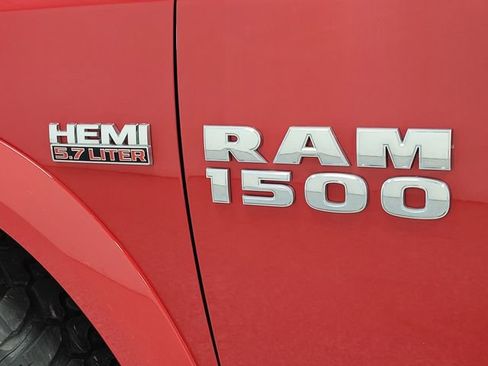 Used 2016 RAM 1500 Laramie AWD/4WD image 6