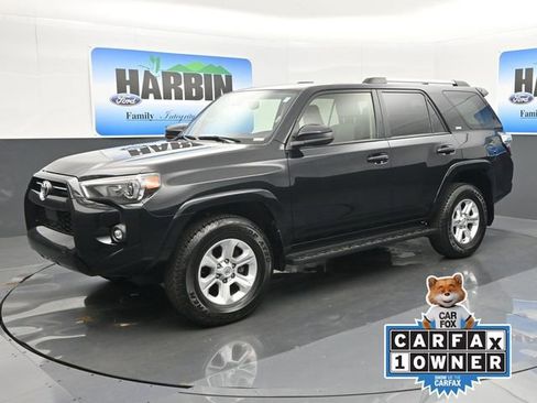 Used 2024 Toyota 4Runner SR5 image 1
