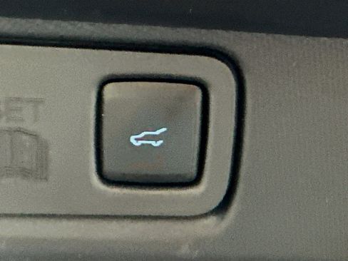 Used 2023 Ford Mustang Mach-E GT image 30