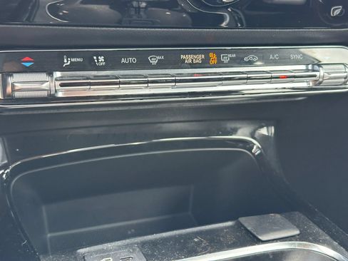 Used 2019 Mercedes-Benz A 220 image 32