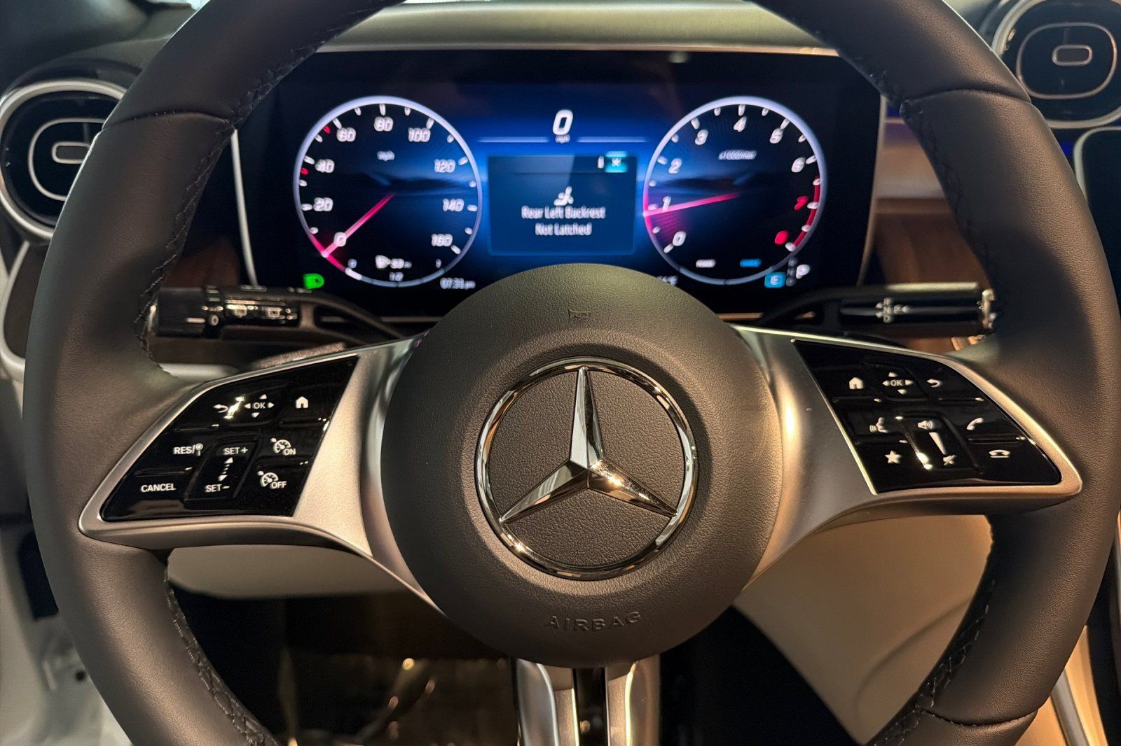 New 2026 Mercedes-Benz GLC 300 image 22