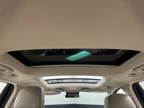 Used 2022 Mercedes-Benz GLC 300 GLC 300 w/ Premium Package Lite image 18