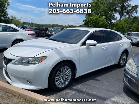 Used 2014 Lexus ES 350 w/ Luxury Package FWD image 1