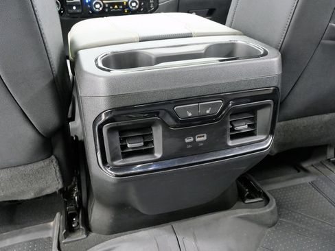 Used 2024 Chevrolet Silverado 2500 ZR2 w/ Technology Package AWD/4WD image 22