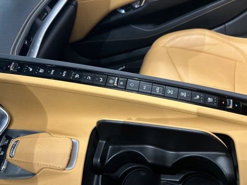 Used 2021 Chevrolet Corvette Stingray Preferred Cpe w/ Z51 Performance Package image 28