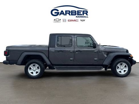 Used 2020 Jeep Gladiator Sport w/ Quick Order Package 23S AWD/4WD image 6