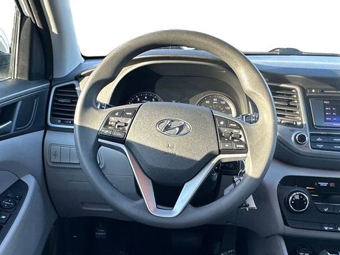 Used 2017 Hyundai Tucson SE image 12
