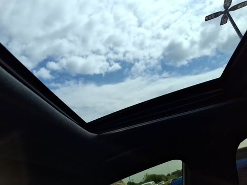 Used 2016 Lexus IS 200t RWD image 23