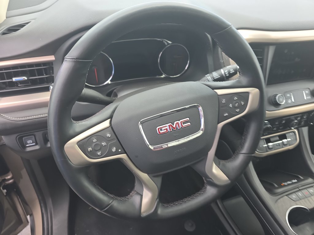 Used 2023 GMC Acadia Denali AWD/4WD image 18