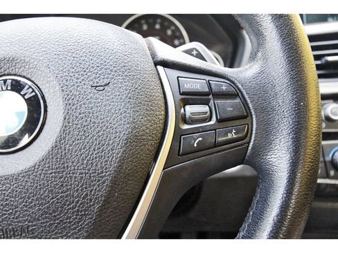 Used 2017 BMW 330i Sedan RWD image 19