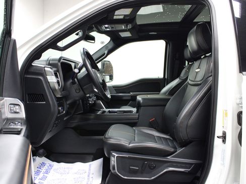 Used 2024 Ford F350 Platinum image 12