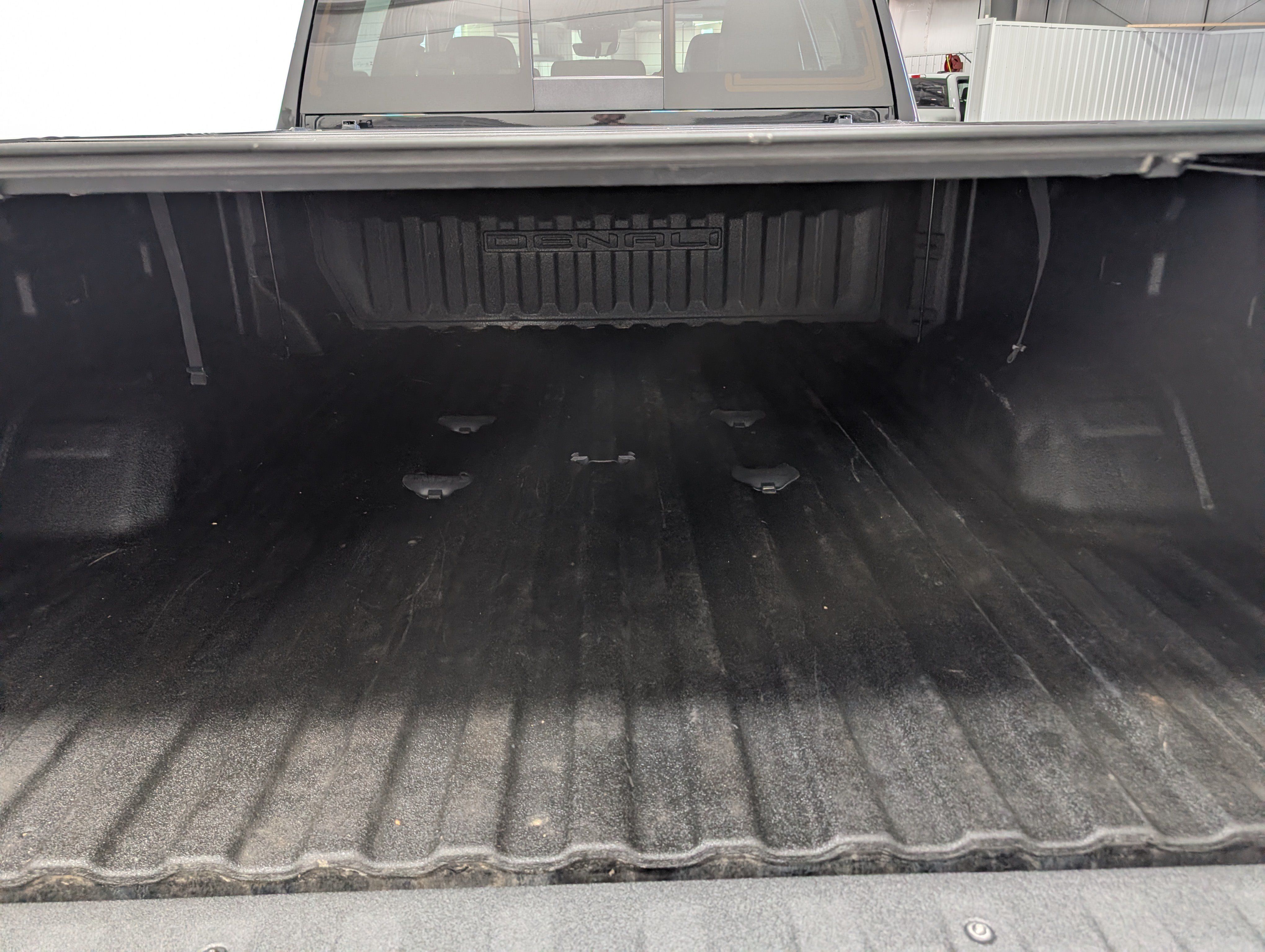 Used 2024 GMC Sierra 2500 Denali w/ Technology Package AWD/4WD image 11