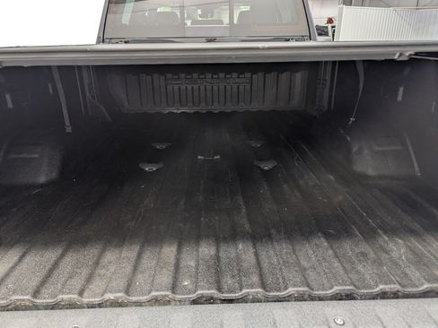 Used 2024 GMC Sierra 2500 Denali w/ Technology Package AWD/4WD image 11