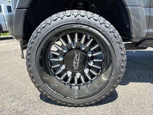 Used 2022 Ford F450 Platinum w/ FX4 Off-Road Package AWD/4WD image 10