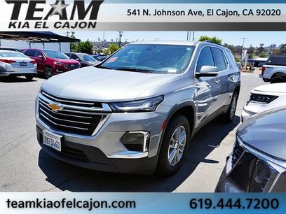 Used 2023 Chevrolet Traverse LT