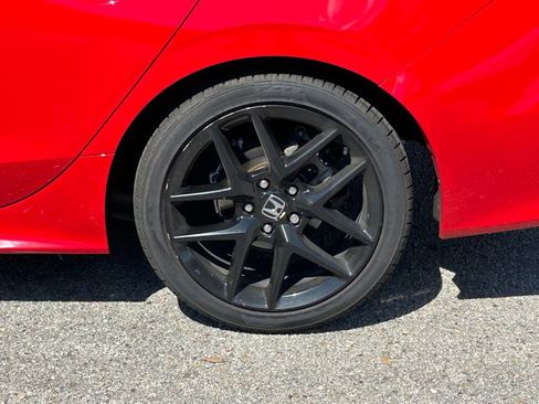 Used 2023 Honda Civic Sport image 9