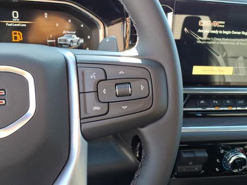 New 2026 GMC Sierra 1500 SLT image 20
