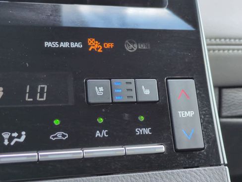 Used 2020 Toyota Avalon Limited w/ Advanced Safety Package FWD image 23