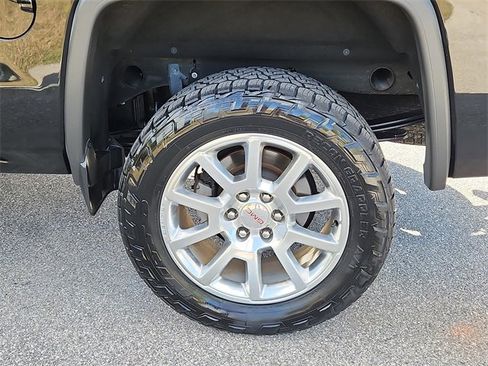 Used 2018 GMC Sierra 1500 Denali image 7