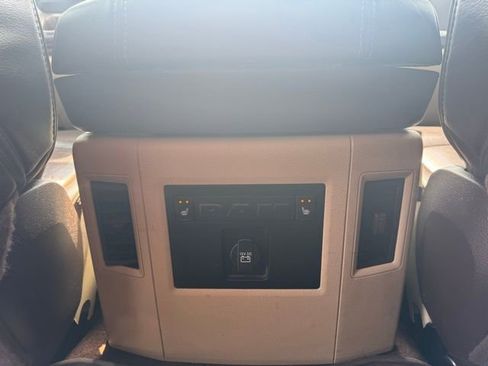 Used 2018 RAM 2500 Longhorn AWD/4WD image 34