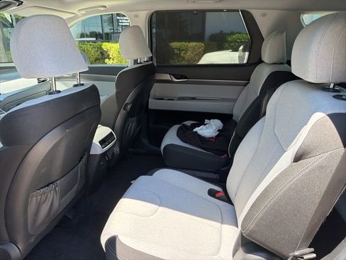 Used 2020 Hyundai Palisade SEL w/ Convenience Package FWD image 8