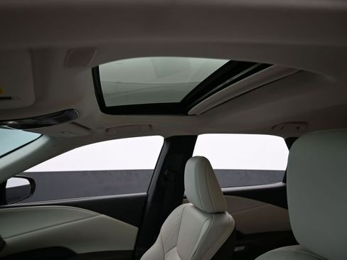 Used 2025 Lexus RX 350 Premium Plus image 11