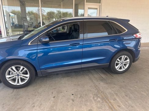 Used 2020 Ford Edge SEL w/ Convenience Package FWD image 13
