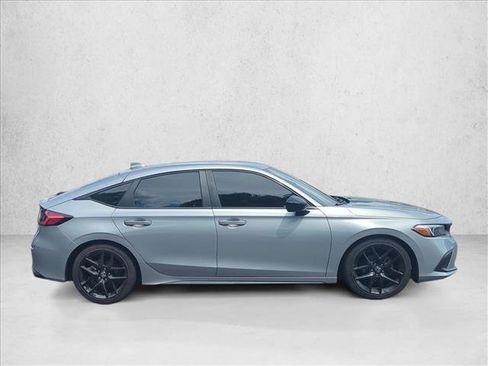 Used 2024 Honda Civic Sport image 4